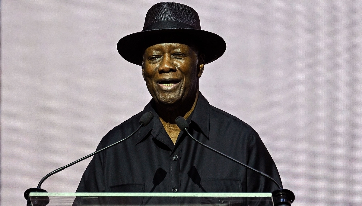 Alassane Ouattara lance la campagne de commercialisation du café et cacao, à Abidjan, le 1er octobre 2025.