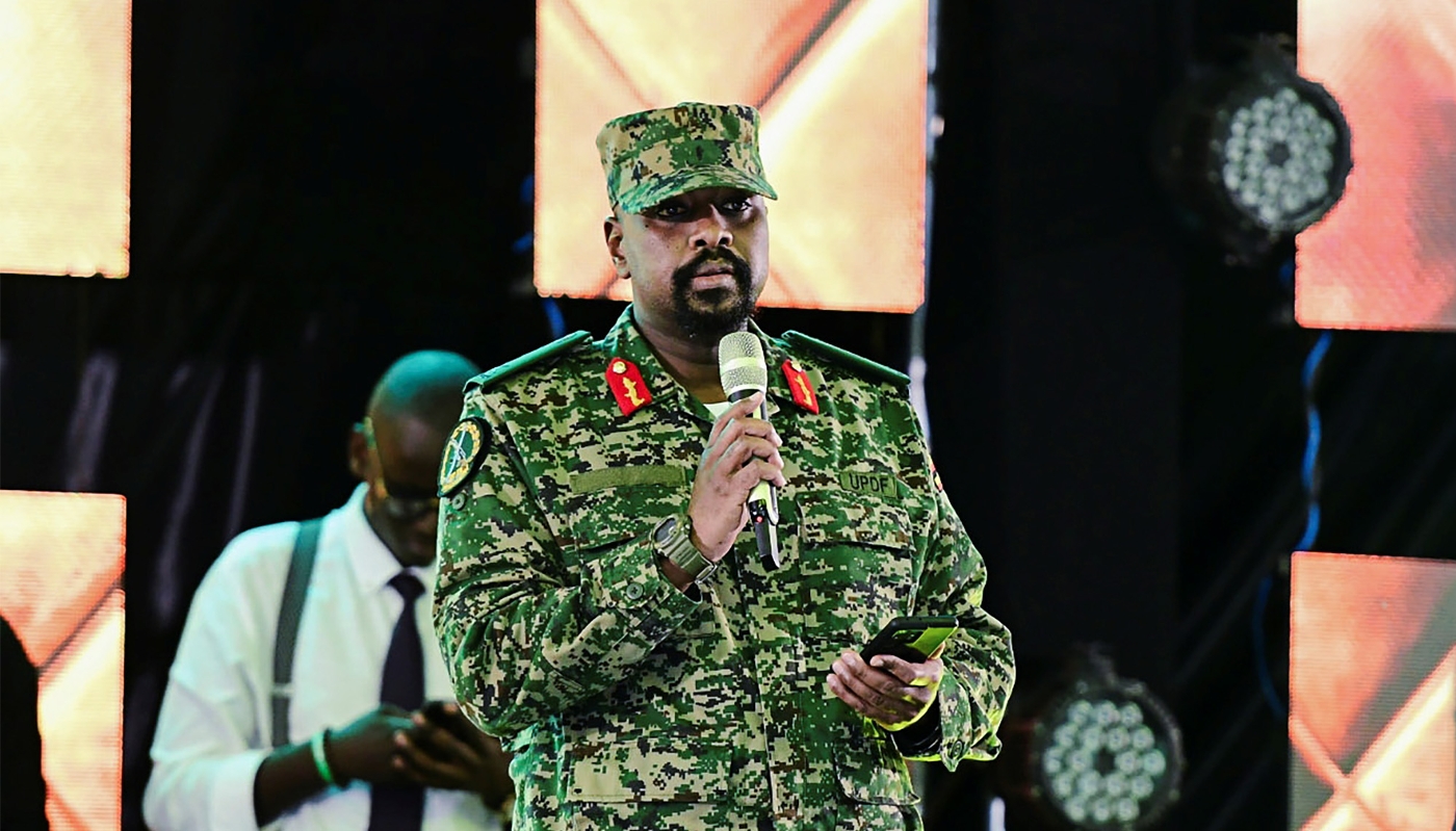 Muhoozi Kainerugaba, le fils du président Yoweri Museveni, à Entebbe, en Ouganda, le 7 mai 2022.