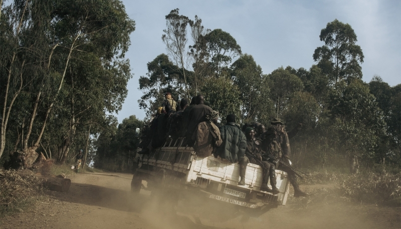 Des soldats des FARDC près de la ligne de front dans la province du Nord-Kivu, le 14 mai 2024. 