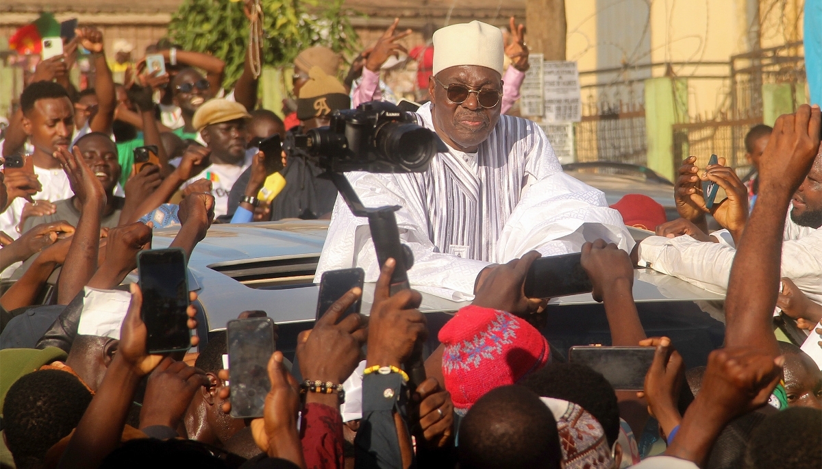 Le candidat à la présidentielle Issa Tchiroma Bakary, à Yaoundé, le 3 octobre 2025.
