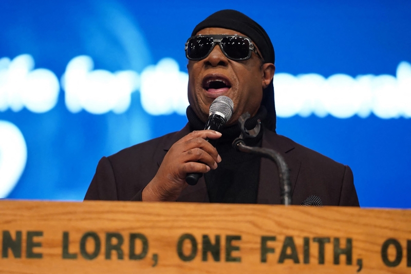 Le musicien Stevie Wonder a annoncé le 24 février vouloir s'installer au Ghana.