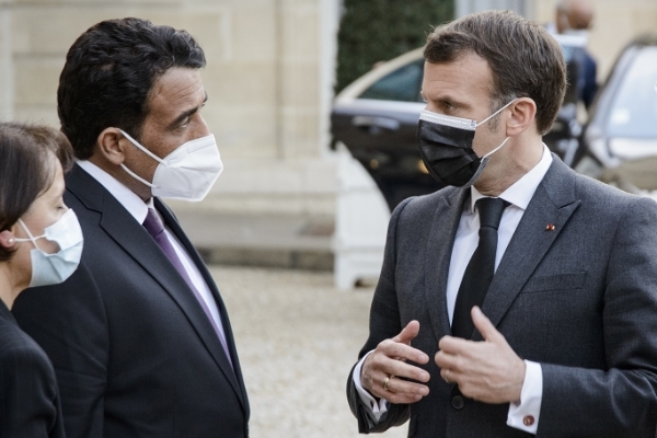 Emmanuel Macron et Mohamed el-Menfi à l'Elysée, le 23 mars 2021.